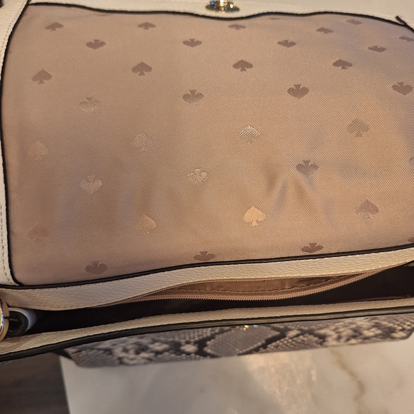 SOLD!!! NWOT Kate Spade Leila Med Snakeskin a Flap Shoulder Pebbled Leather Bag - Picture 5 of 9